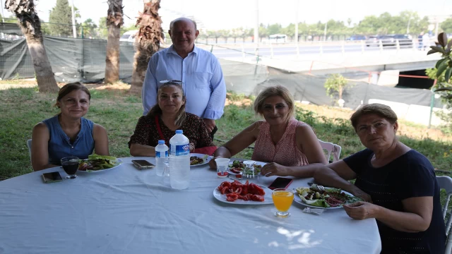 Kadın gazetecilerden kısır partisi!