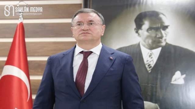 Lütfü Savaş: Hatay 12 yıldır sığınmacılar konusunda yalnız bırakıldı