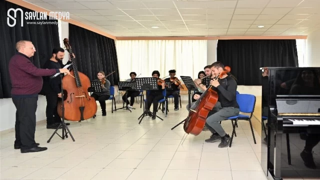 Yakın Doğu Üniversitesi yeteneklileri bekliyor