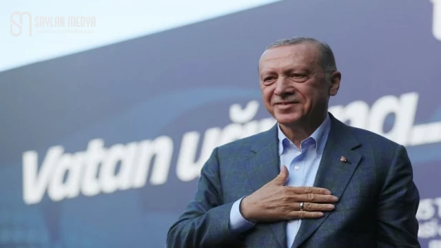 Bahçeli ve Erdoğan Saraçhane’den seslendi: Milletimiz destan yazdı