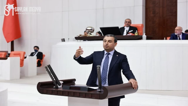 Burhanettin Bulut ek randevu sistemini Meclis gündemine taşıdı