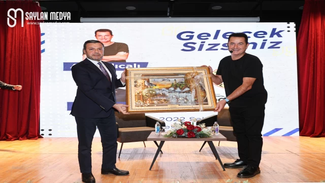 Acun Ilıcalı ve Ali Koç, Yüreğir Belediyesi’nin Kültür Sanat Günlerinde