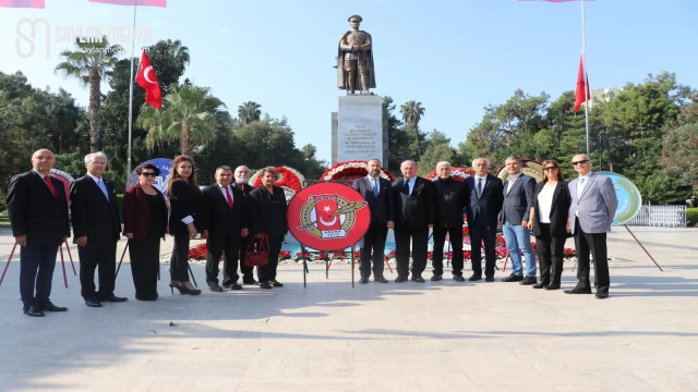 ÇGC Heyeti Atatürk Anıtı’nda