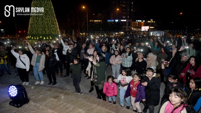 Seyhan’da yeni yıl kutlamaları erken başladı