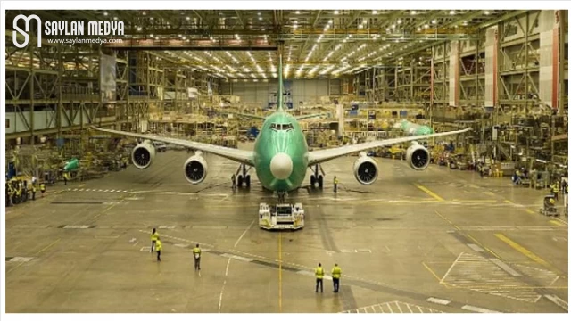 Son Boeing 747, Boeing Everett Fabrikası’ndan ayrılıyor