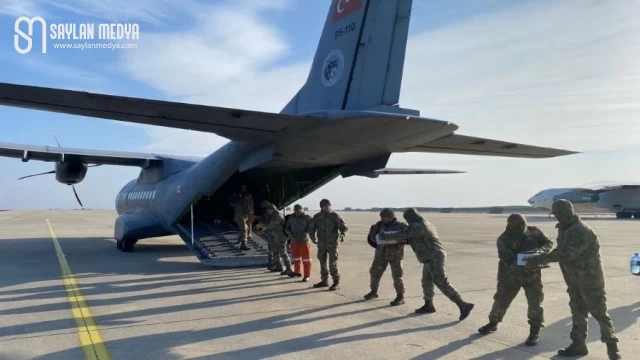 TSK tüm unsurlarını deprem bölgesine sevk ediyor