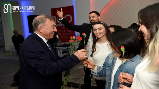 Başkan Akay, “Kadının olmadığı yerde demokrasi de özgürlük de adalet de olmaz