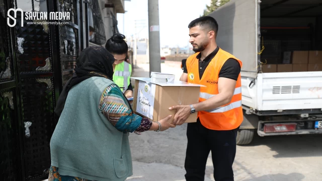 Yüreğir Belediyesi'nden ihtiyaç sahibi ailelere gıda desteği