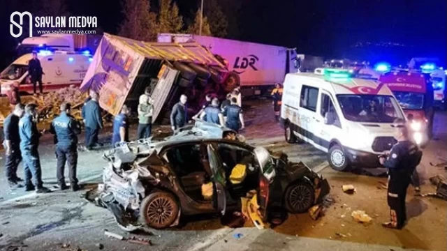 Pozantı'da Trafik Kazası... 7 kişi hayatını kaybetti