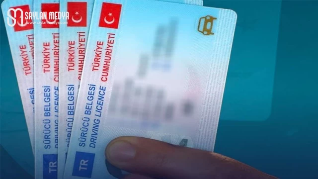 Ehliyet taşıma zorunluluğu kalkıyor! Ehliyetler kimlik kartına aktarılıyor