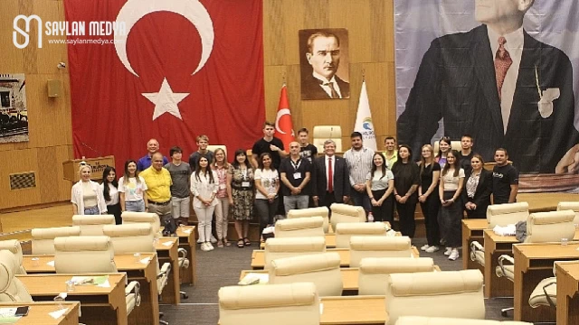 Çukurova Belediyesi Avrupalı Öğrencileri Ağırladı