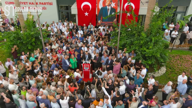 Dr. Anıl Tanburoğlu, CHP Adana İl başkanlığı için adayım dedi