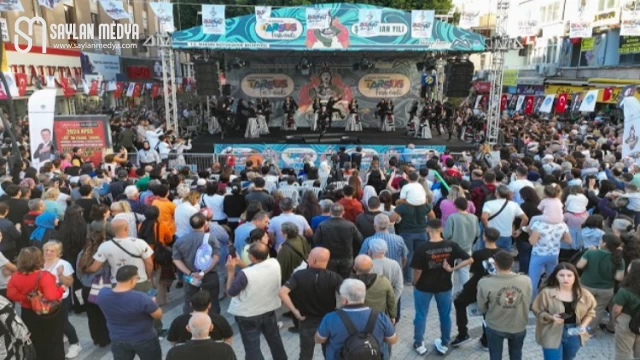 Tarsus festivalle coştu