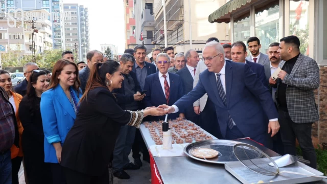 MHP İl Başkanı Yusuf Kanlı, adayları kutladı!