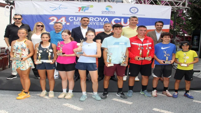 Çukurova Belediyesi Cup’ta kupalar sahiplerini buldu